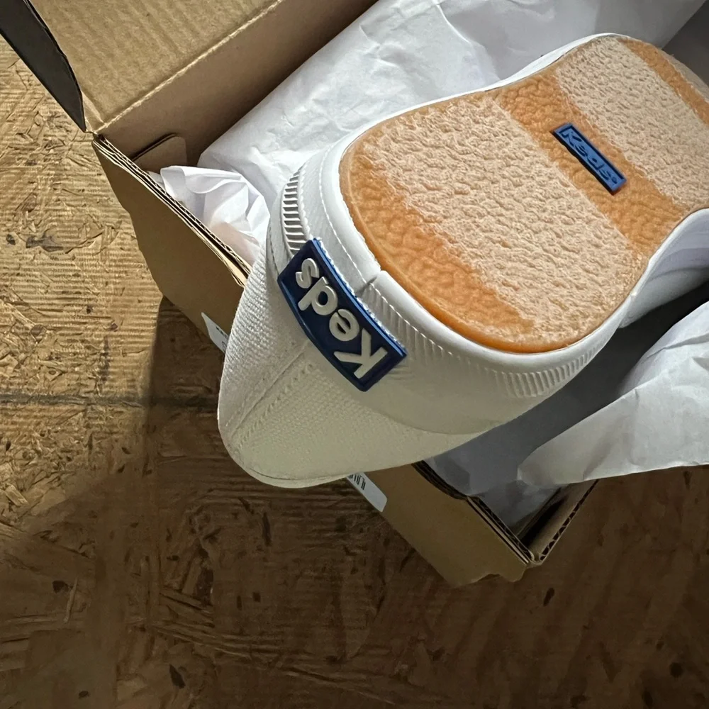 NWT & BOX Keds Women Classic Canvas Sneakers - Picture 5 of 11